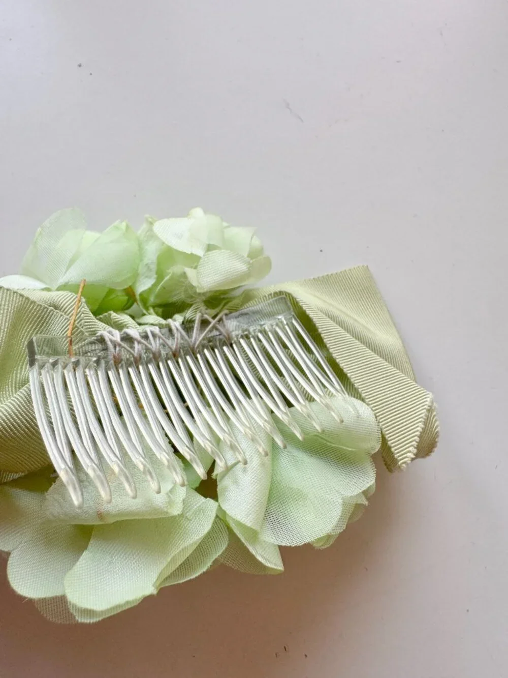 Vintage Green Grosgrain Ribbon Faux Floral Barrette Hair Clip - Picture 4 of 4